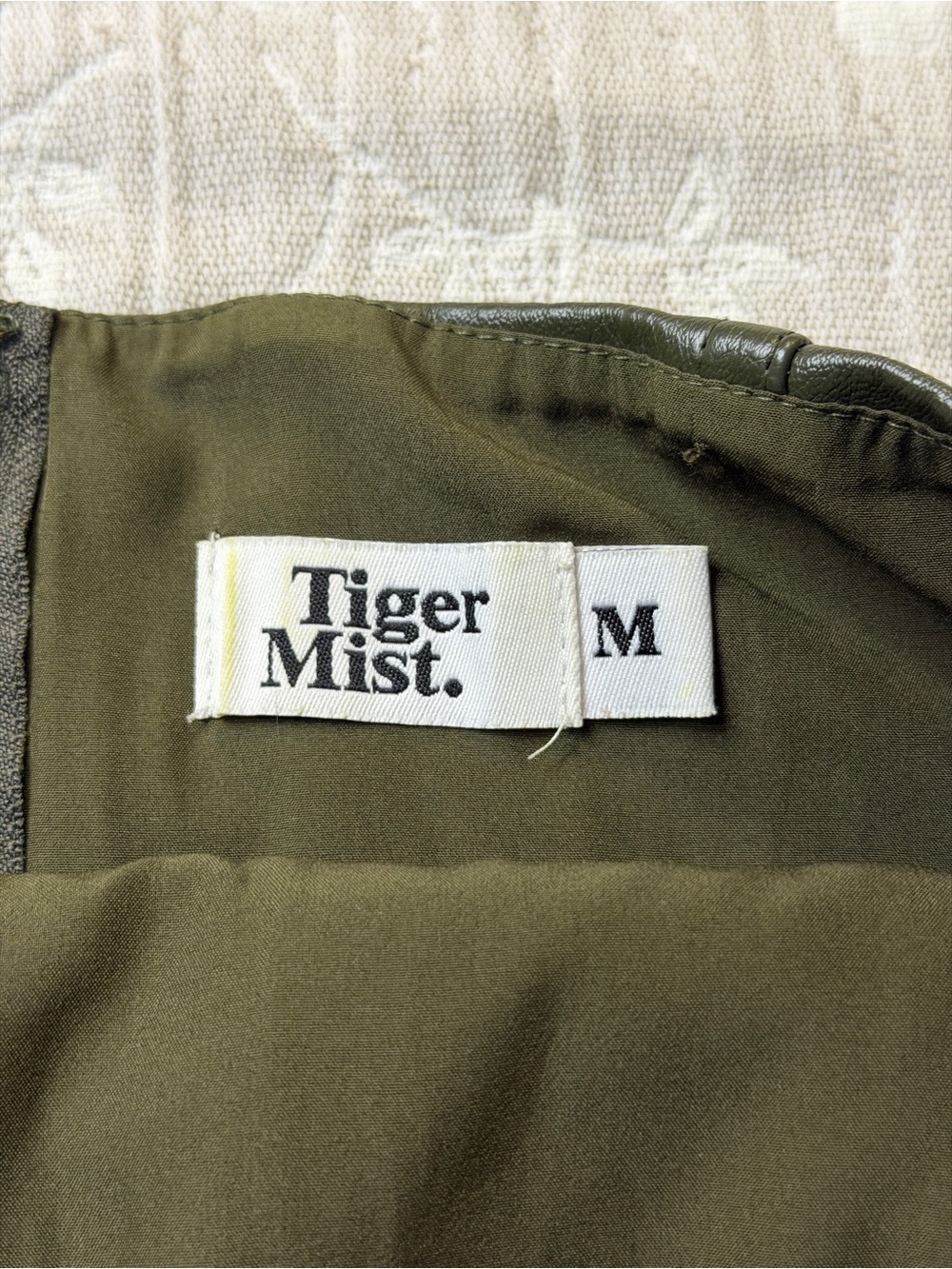 Tiger Mist Women's Olive Green Faux Leather Strapless
Tube Top - Size M - Picture 5 of 9